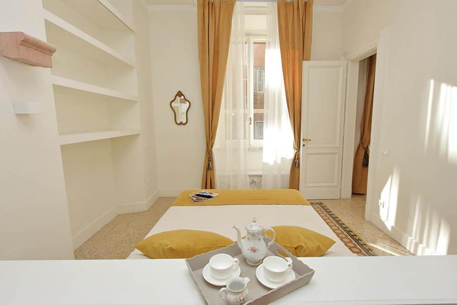 Elegant Apartment In The Heart Of Rome-Navona Area Roma Exterior foto
